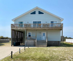 Stunning Semi-Oceanfront with 7 Bedrooms, Private Pool, Hot Tub & Pool Table